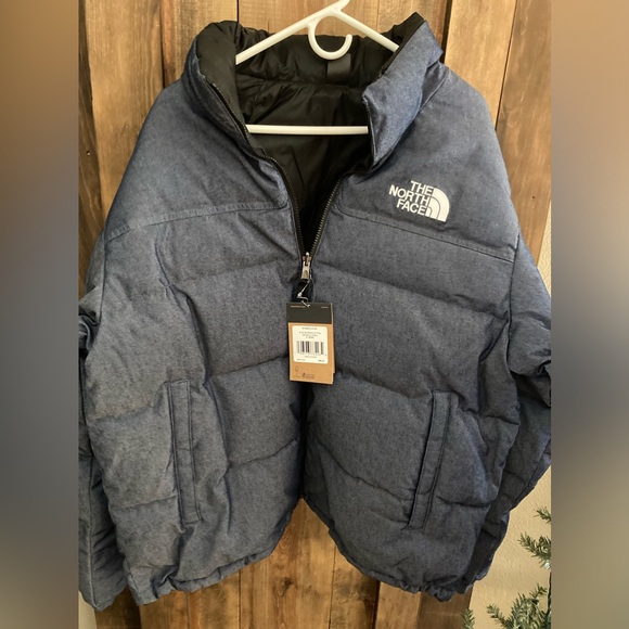 Northface XL new with tags. Retail for $380 - Picture 1 of 2
